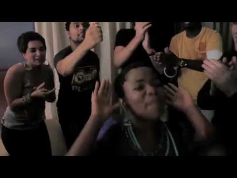 Freshlyground – Fire is Low