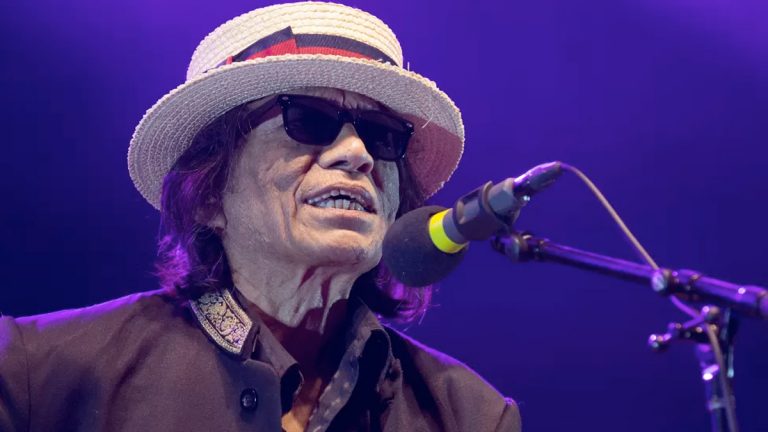 Legendary singer Rodriguez dies aged 81